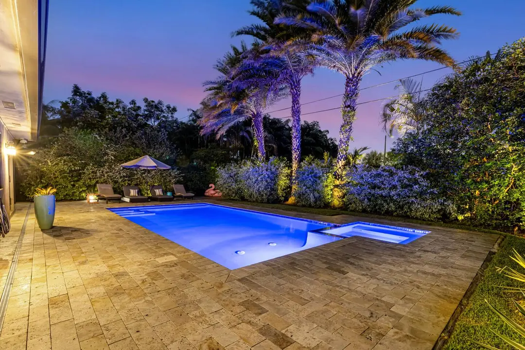 Sunset Manors Heated Pool Home